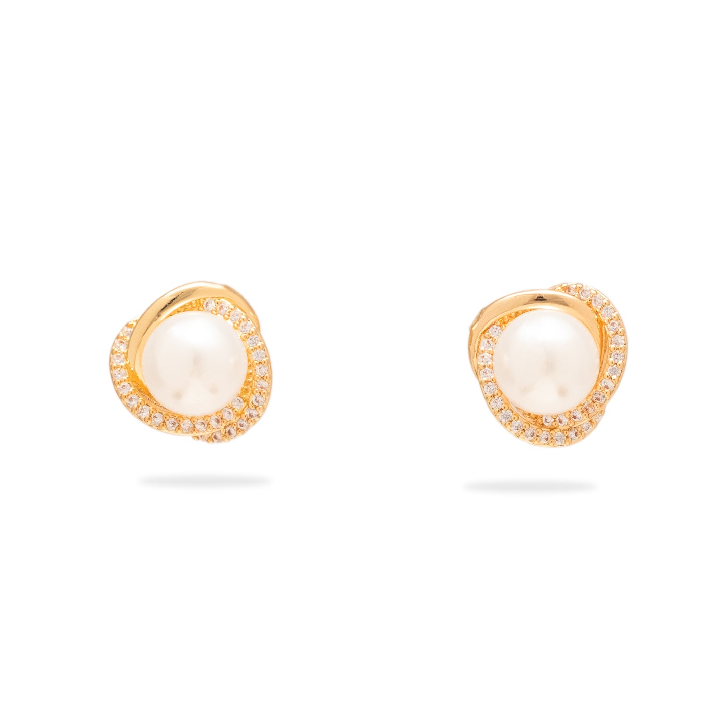 Pearl with gold stud